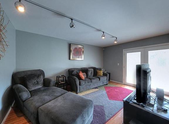 2nd image of 6453 White Cap Ln