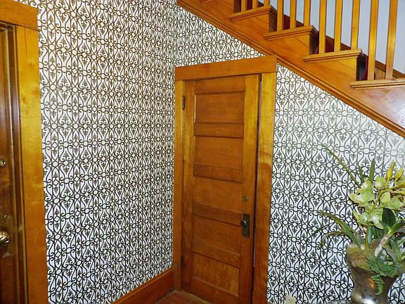 5th image of 6124 4th Ave S #2