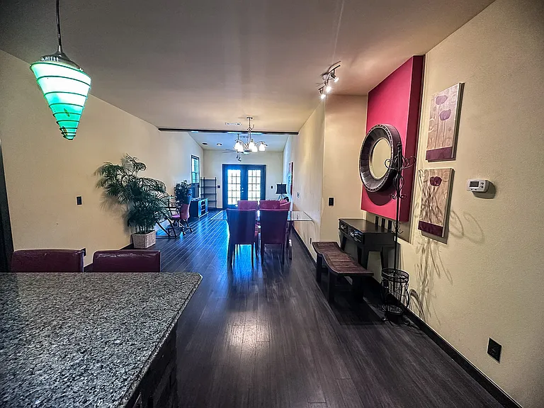 111 SE 22nd St #21 — Photo 13