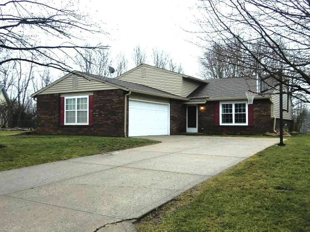 575 Penright Ct photo 1