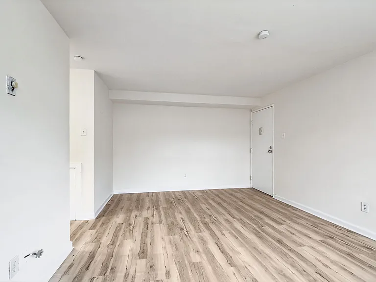 Springfield Green Apartments — Photo 40