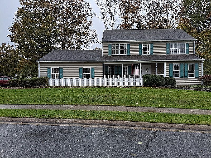 1st image of 601 Severn Dr