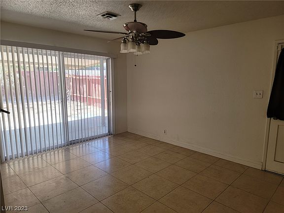 5th image of 309 Gardenia Ln