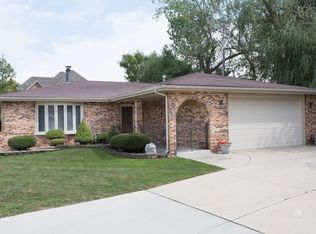 8643 Rutherford Ave, Burbank, IL 60459