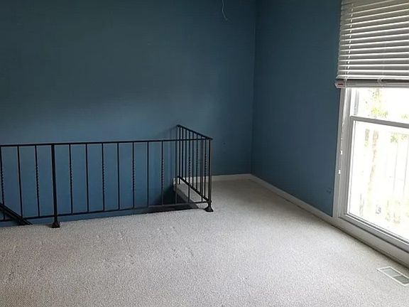 4th image of 7935 164th Pl Unit 7935