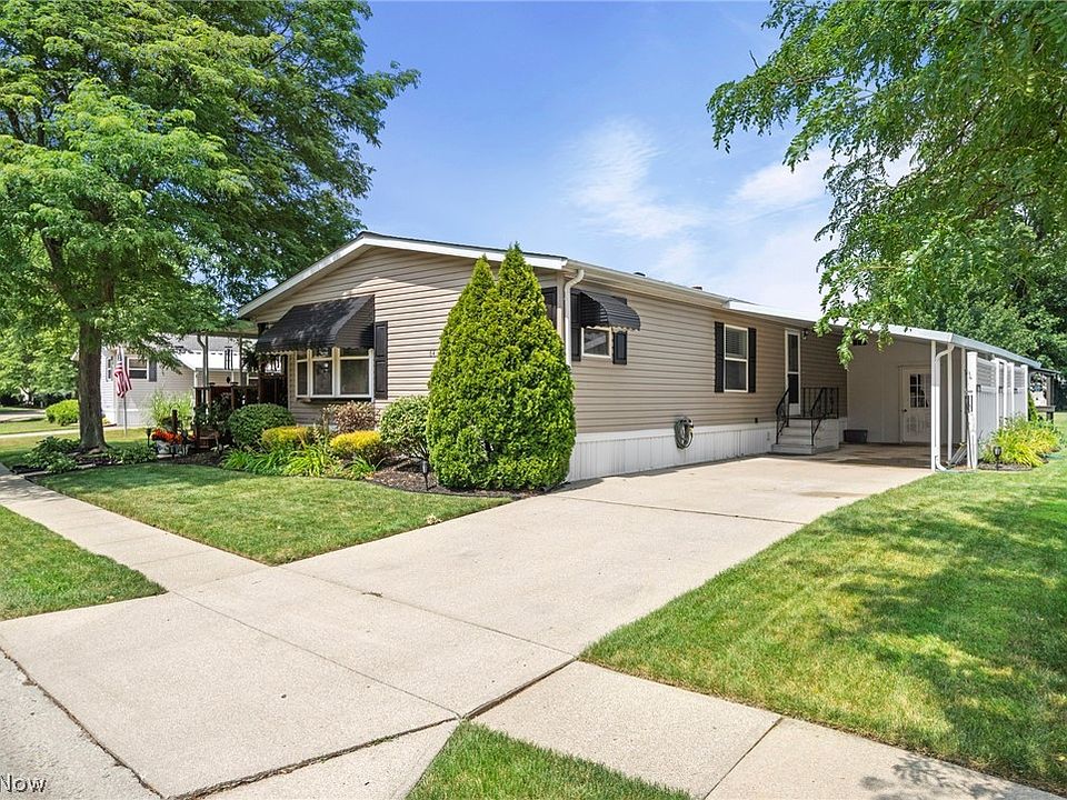 1st image of 64 Periwinkle Dr