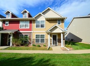 10014 Agate Ln, Johnston, IA 50131