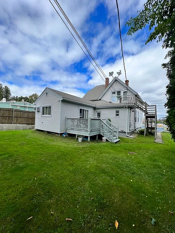 3 bed, 1800 sqft, $2,500 — Photo 1
