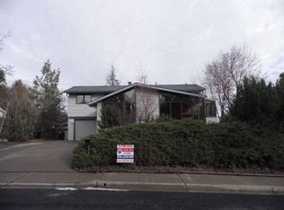 1620 NW Turner Dr, Pullman, WA 99163