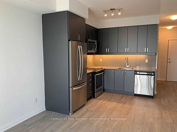 3rd image of 7895 Jane St #716