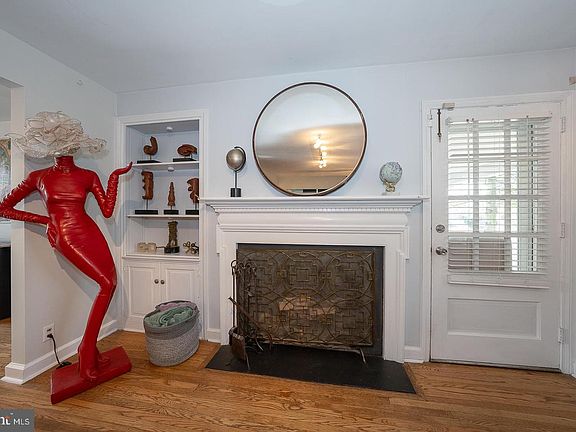 5th image of 1022 Cloverhill Rd