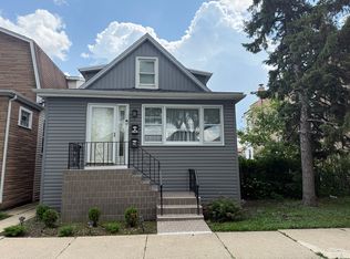 5707 W Giddings St #1, Chicago, IL 60630