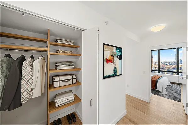 Rented by Vector New York, LLC | media 6