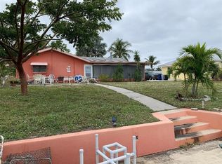 12234 Star Shell Dr, Matlacha Isles, FL 33991