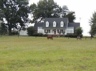 871 Atkins Cemetery Rd, Newbern, TN 38059