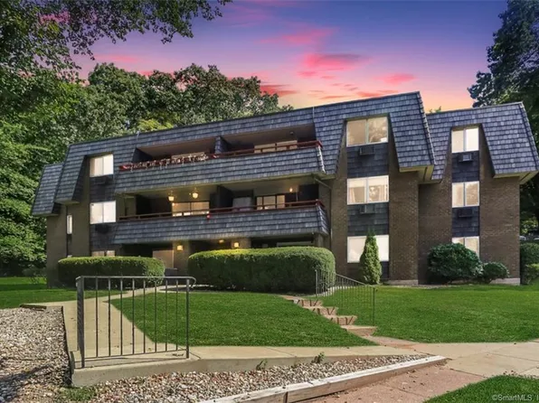 24 Stony Brook Drive #C2, Glastonbury, CT 06033