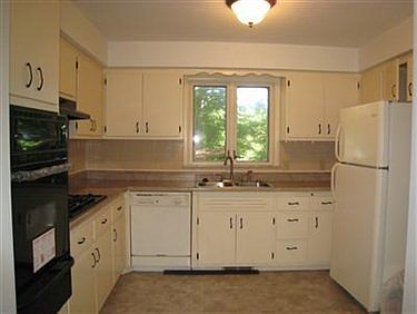 4th image of 24717 Dundee Dr