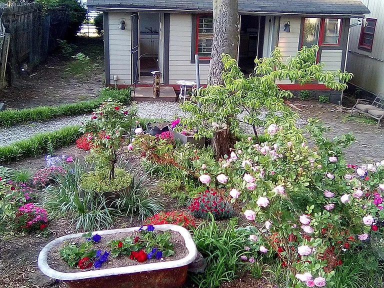 945 Wylie St SE — Photo 8