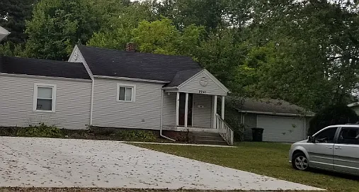 2241 Vaness Dr — Photo 1