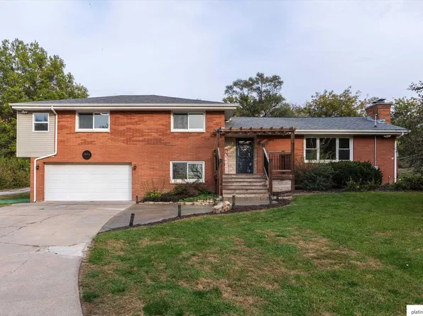 8601 S 42nd St, Omaha, NE 68147