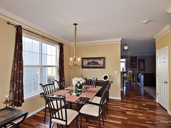 5th image of 2662 Regency Ct E