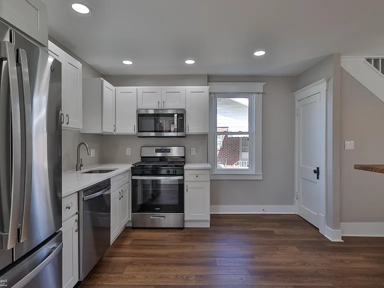 1120 2nd Ave — Photo 12