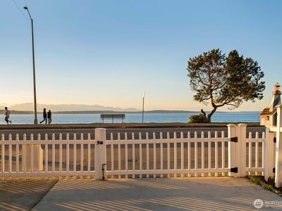 1587 Alki Avenue SW, Seattle, WA, 98116