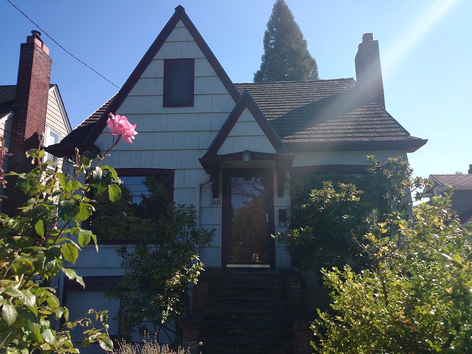 2nd image of 1609 NE 75th St