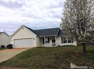 107 Slate Ln, Greer, SC 29650