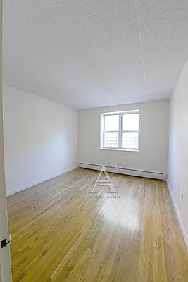 Rented by Peter Ashe | media 5