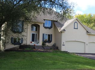 10515 S Shore Dr, Plymouth, MN 55441