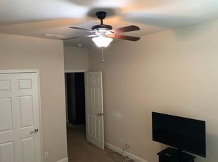 5962 E Via San Loppia Dr, Fresno, CA 93727