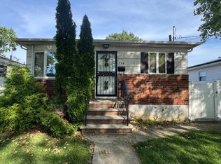 244 Titus Ave, Staten Island, NY 10306