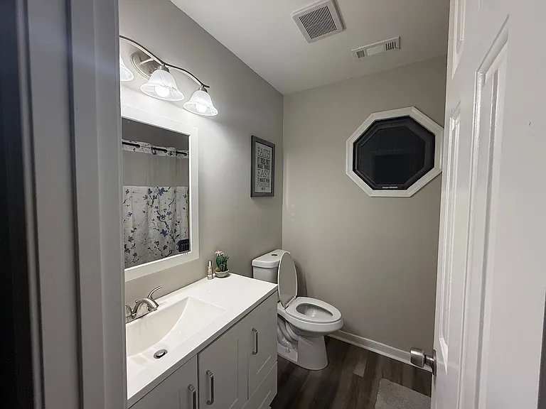 13911 Belmont Stakes Ct — Photo 19