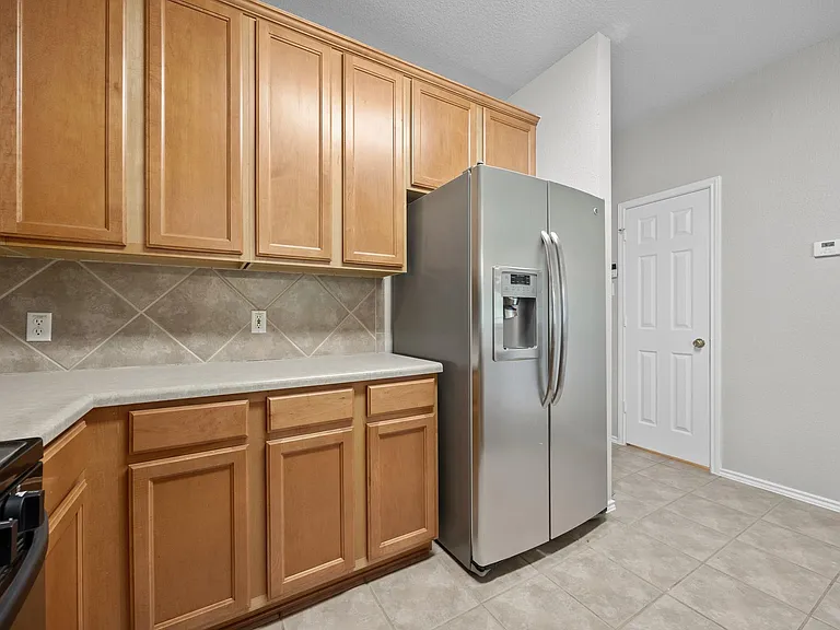 1900 Scofield Ridge Pkwy #1202 — Photo 3