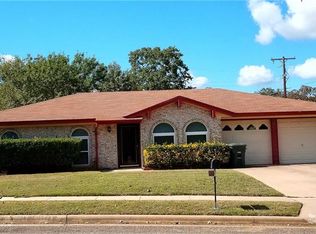 702 Ridge St, Copperas Cove, TX 76522