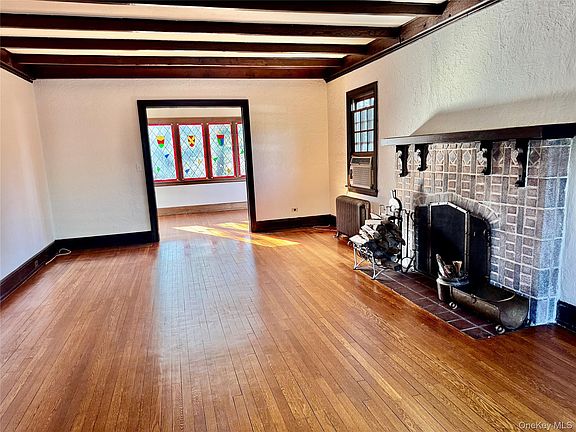 5th image of 45 Wilmot Road