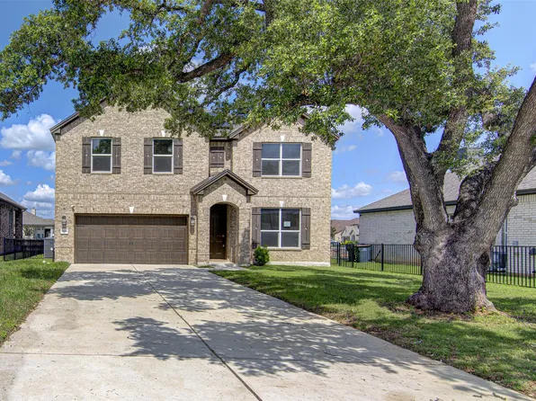 1004 Desaix Dr, Georgetown, TX 78628