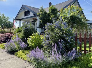 136 W Cleveland St, Carlton, OR 97111