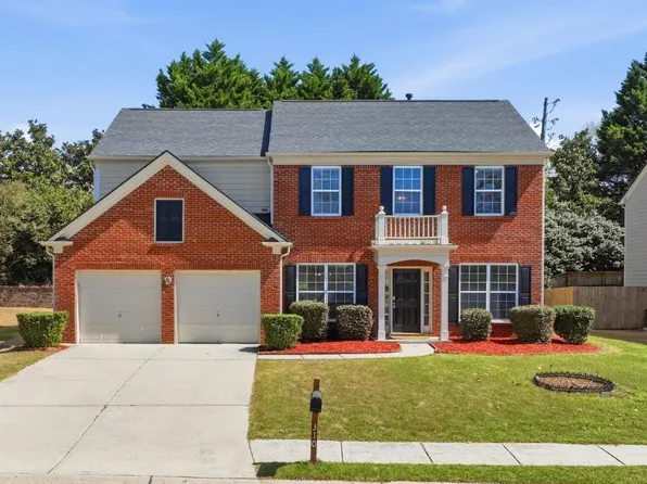 310 Hammersmith Dr, Suwanee, GA 30024