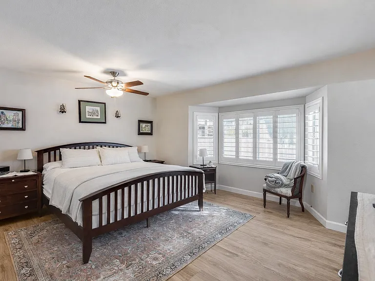 21423 N Palm Desert Dr — Photo 11