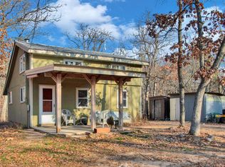 9030 Boelter Lake Dr, Almond, WI 54909