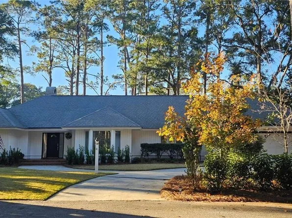 4 Holemark Lane, Savannah, GA 31411