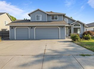 8710 W Hood Ave, Kennewick, WA 99336