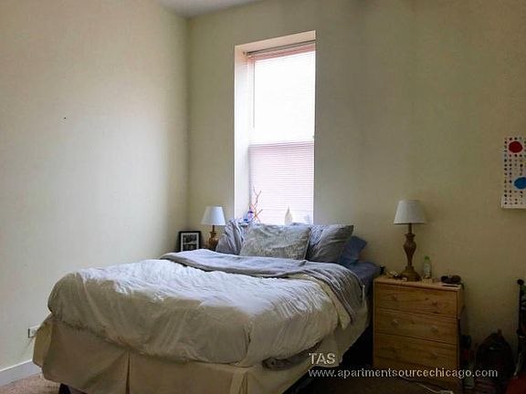 5th image of 2041 W North Ave APT 6