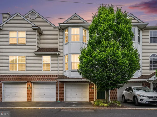 32 Cameron Ct #32, Royersford, PA 19468