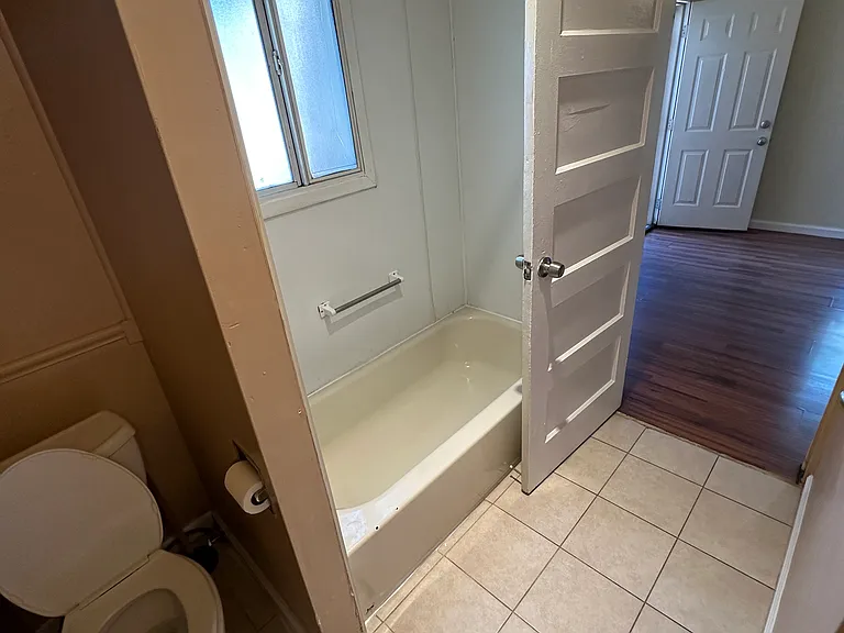 1425 Cherry Ave #4 — Photo 10