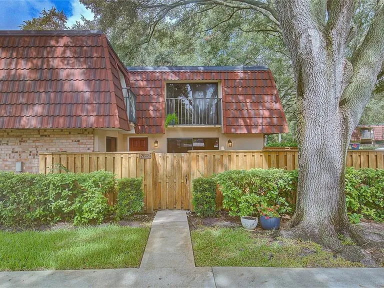 2612 2nd Ct — Photo 1