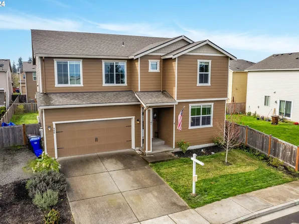 866 N Valley Dr, Molalla, OR 97038
