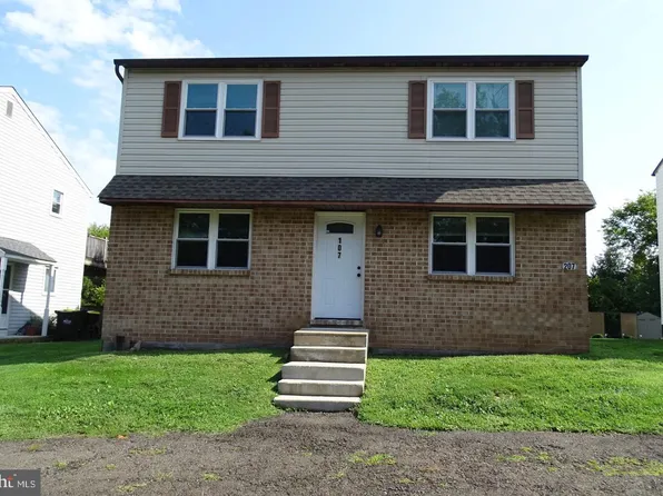 107 Hunter Way #207, Chalfont, PA 18914
